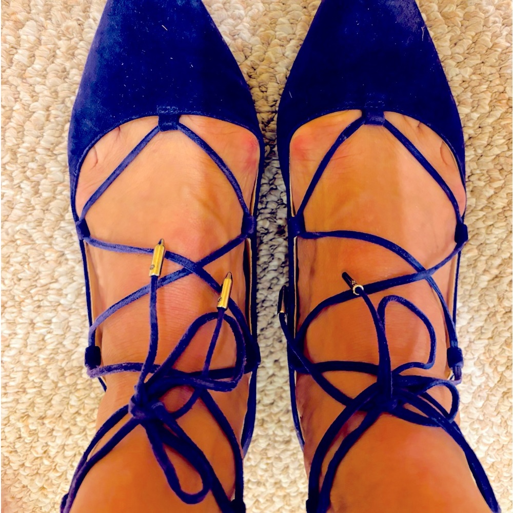 Ivanka Trump design shoe. Ivanka Trump Tavyn Flats Royal Blue.